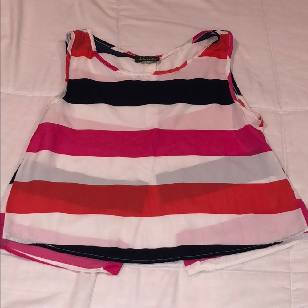 ⭐️ Sheer open back top 5/$25!